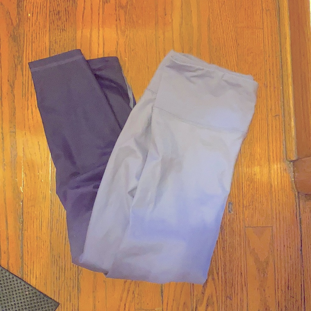 Purple leggings